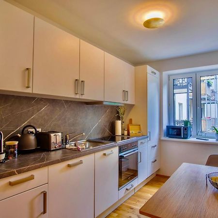 4-Room Luxury Apartment - Close To Central Station, Free Parking, Kitchen 라이프치히 외부 사진